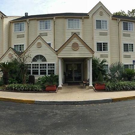 Hometown Inn & Suites Jacksonville Butler Blvd./Southpoint Экстерьер фото